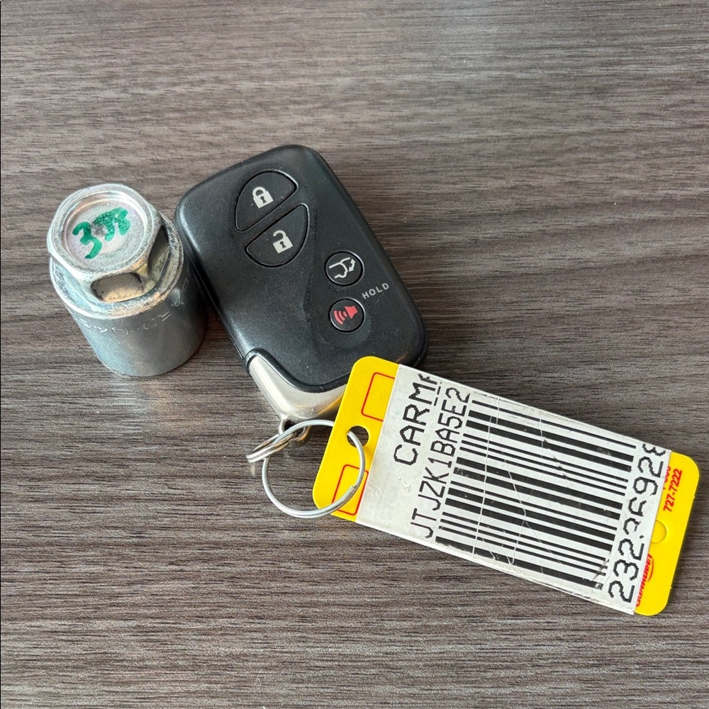 LEXUS RX350 Black Car Key Fob with Locking Lug Nut